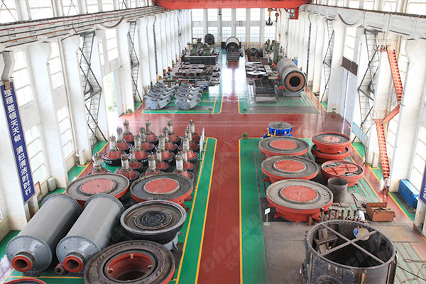 機(jī)加工車(chē)間 機(jī)加工車(chē)間