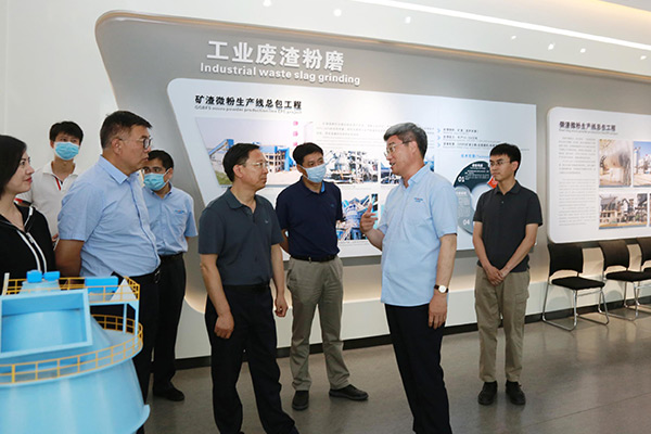 省農(nóng)業(yè)農(nóng)村廳副廳長(zhǎng)劉保倉到長(zhǎng)城機(jī)械調(diào)研 省農(nóng)業(yè)農(nóng)村廳副廳長(zhǎng)劉保倉到長(zhǎng)城機(jī)械調(diào)研