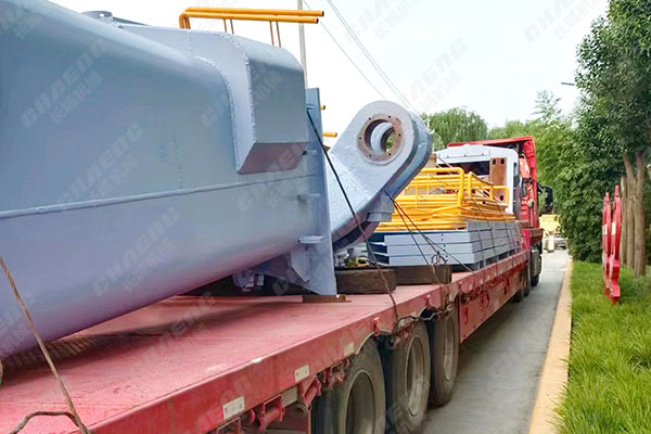 山東年產(chǎn)30萬(wàn)噸礦粉線上殼體、搖臂發(fā)貨