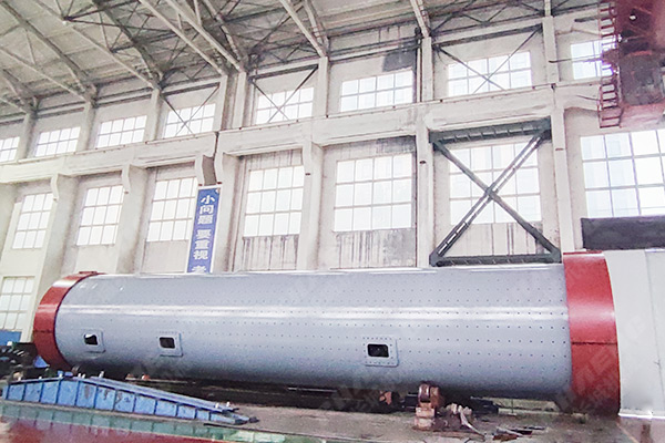 新鄉(xiāng)長城機(jī)械超細(xì)球磨機(jī) 新鄉(xiāng)長城機(jī)械超細(xì)球磨機(jī)